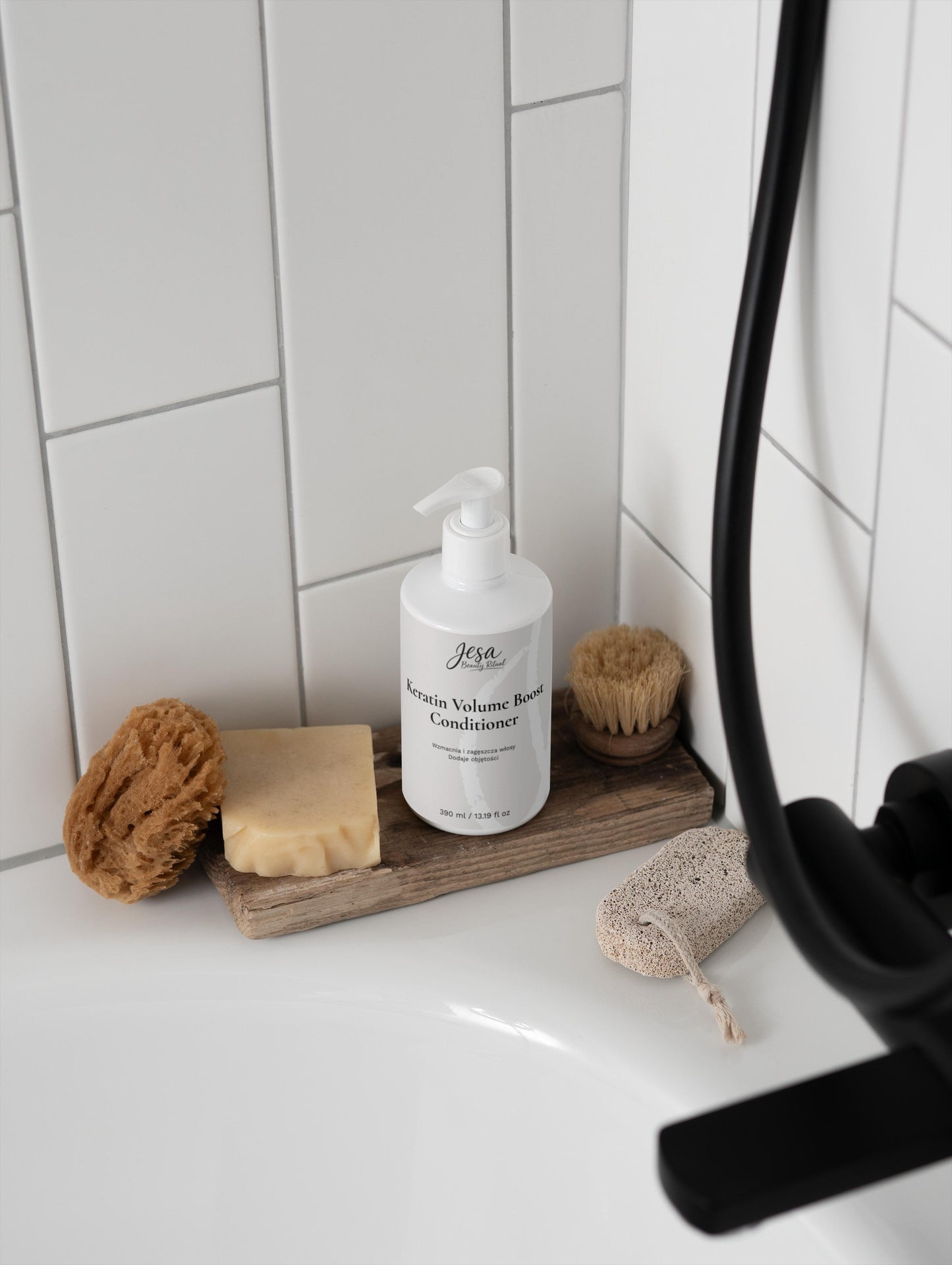 Odżywka zwiększająca objętość z keratyną